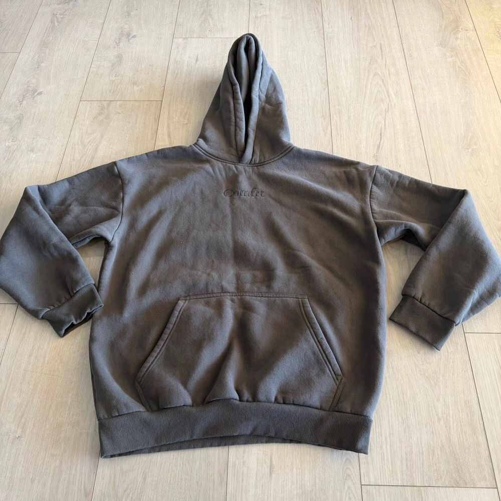 Comfort men’s sweater size XL